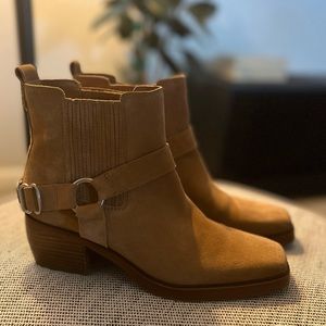 Bellamie suede ankle booties